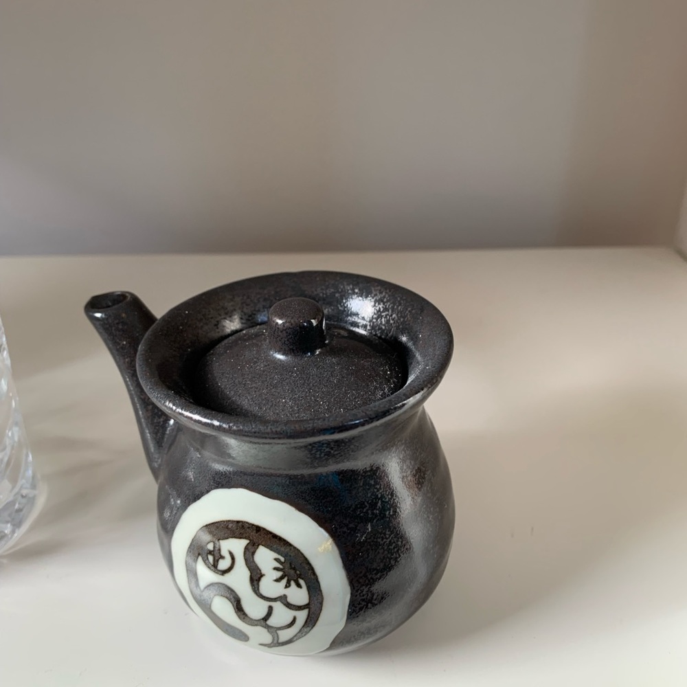 Small tea pot - Picture 2 of 3